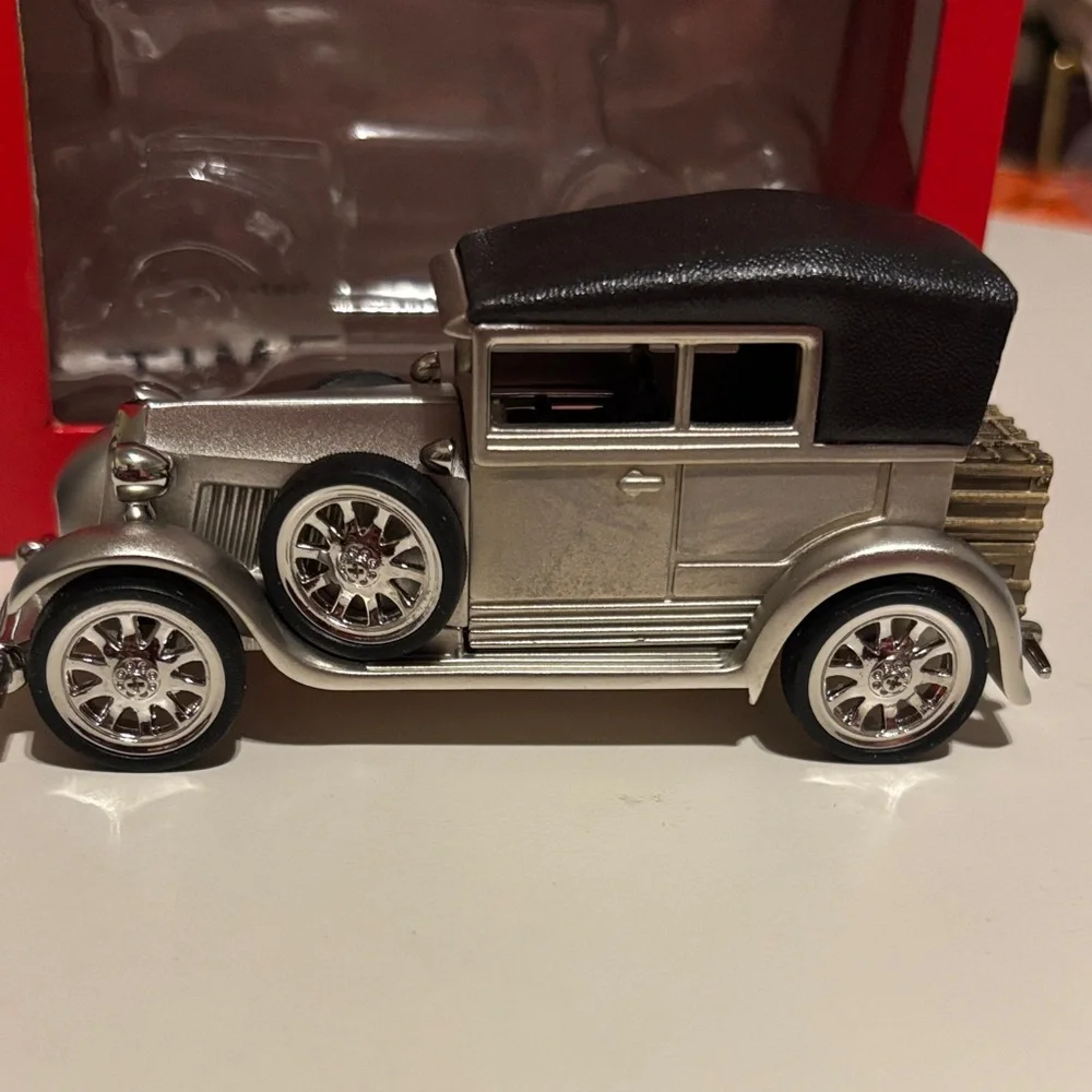 Timex Silver Vintage Car Mini Clock - Picture 3 of 9